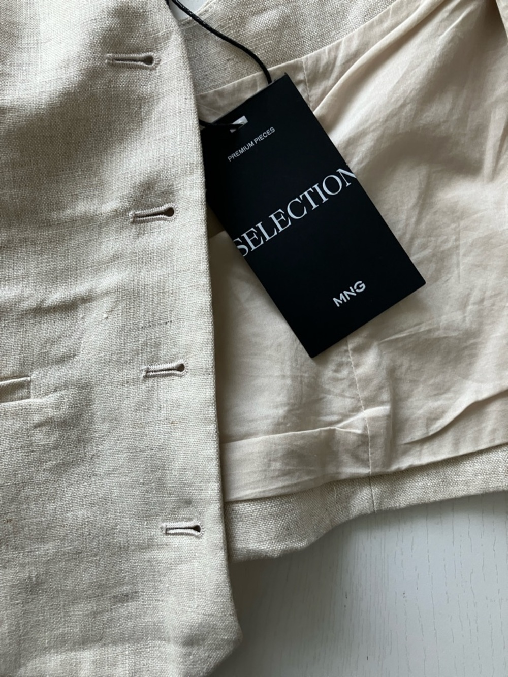 Mango Boreli Linen Halter Vest (Size Medium) - Picture 11 of 12